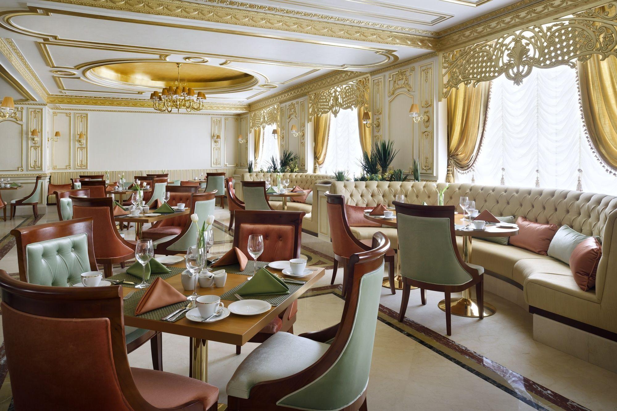 モーベンピック ホテル シティ スター ジェッダ エクステリア 写真 Restaurant interior