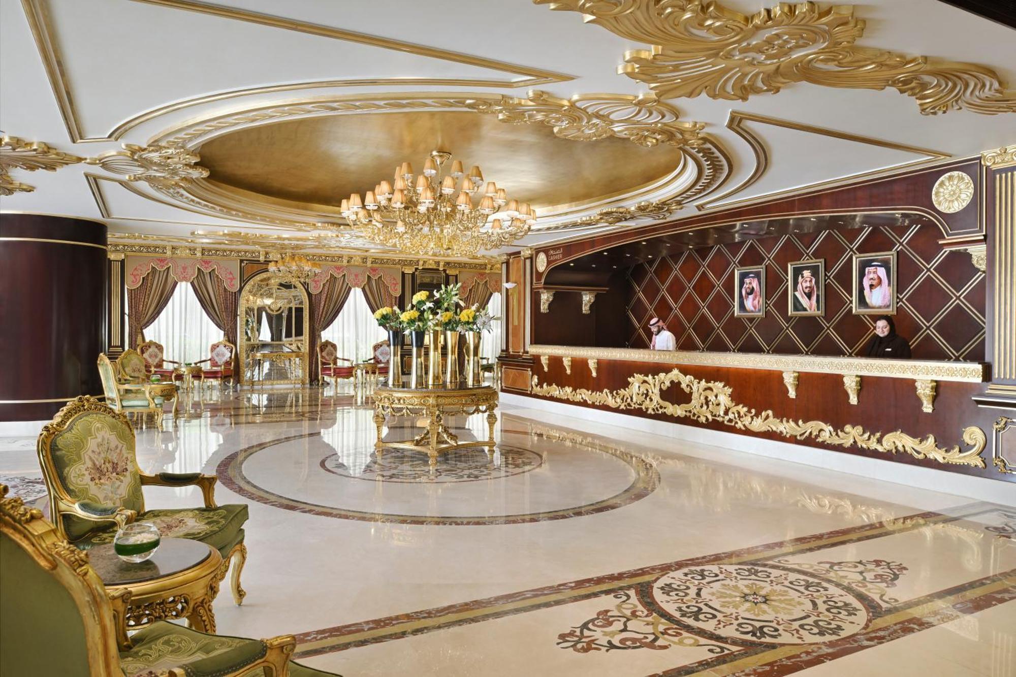 モーベンピック ホテル シティ スター ジェッダ エクステリア 写真 The lobby of the hotel